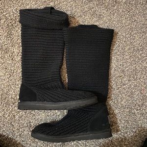 Black Knit Ugg’s